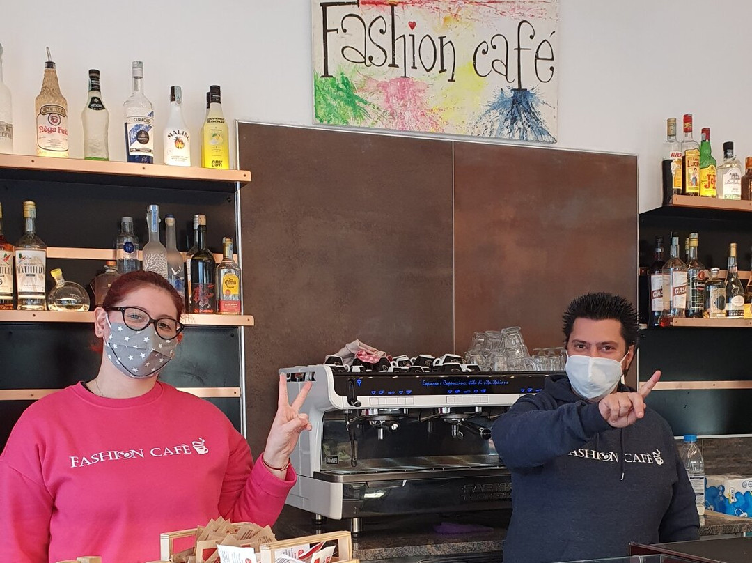 Fashion Cafe - Valenza-Valenza必去景点