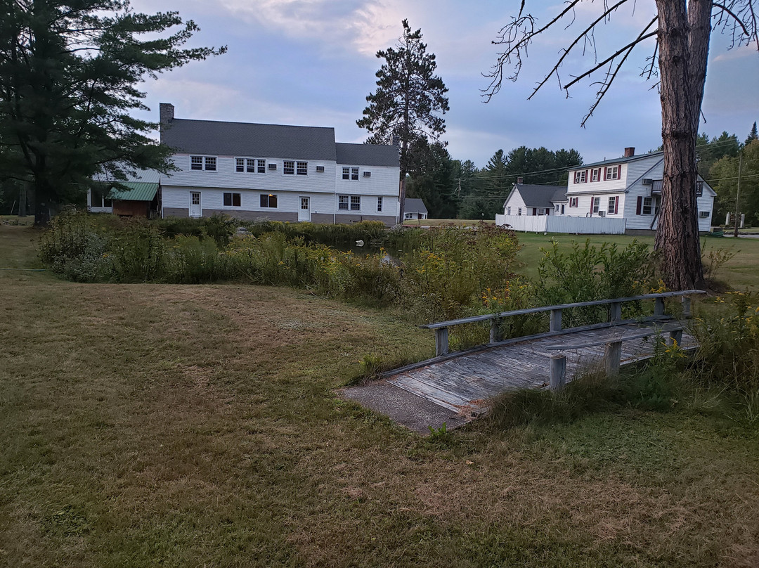 斯托尼布鲁克汽车旅馆&小屋酒店主图