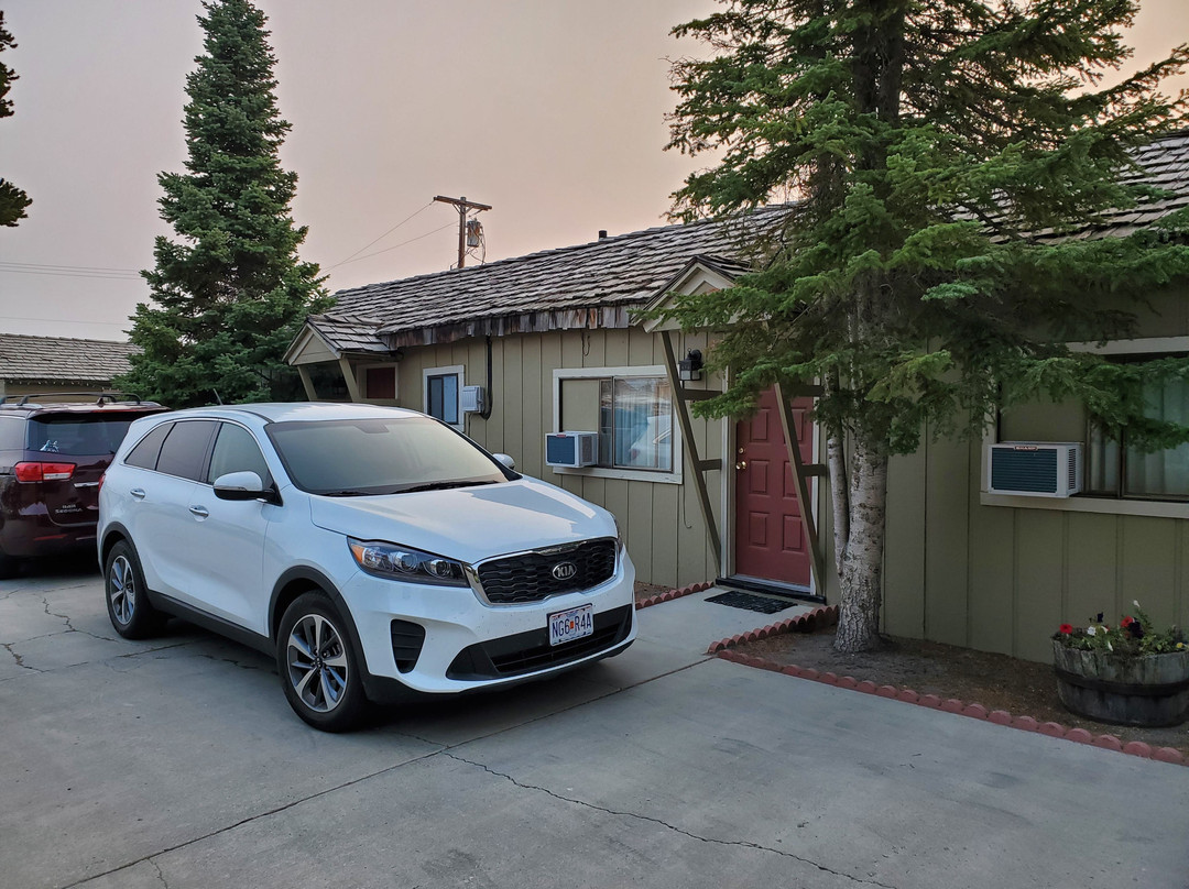 高山汽车旅馆主图