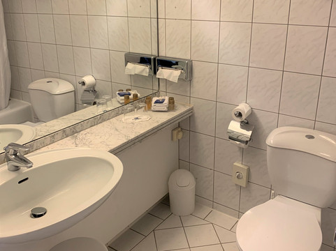 盖尔森基兴广场酒店主图