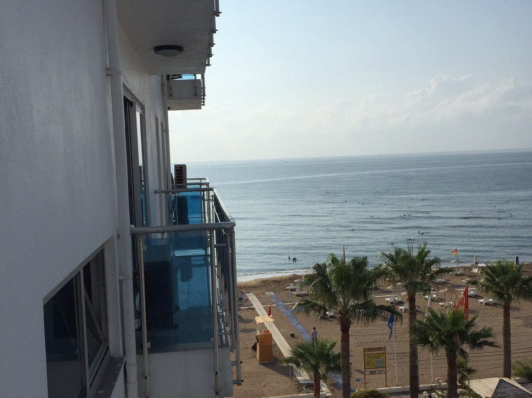 Hotel Mediterranean Resort主图