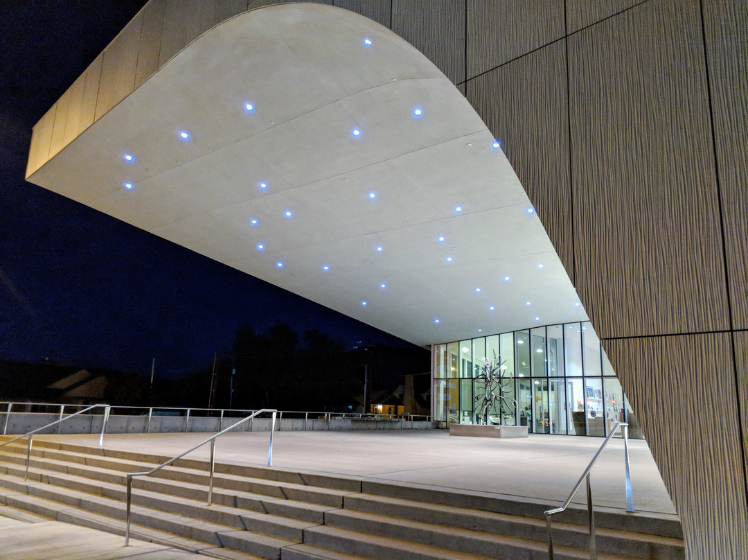 Southern Utah Museum of Art-锡达城必去景点