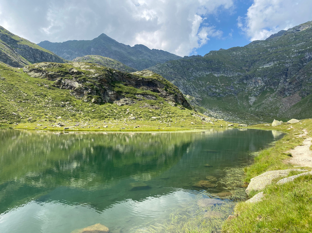 Spronser Lakes景点图片
