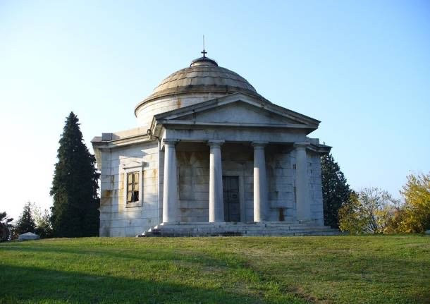 Monumento Funebre Castelbarco di Ispra-Ispra必去景点