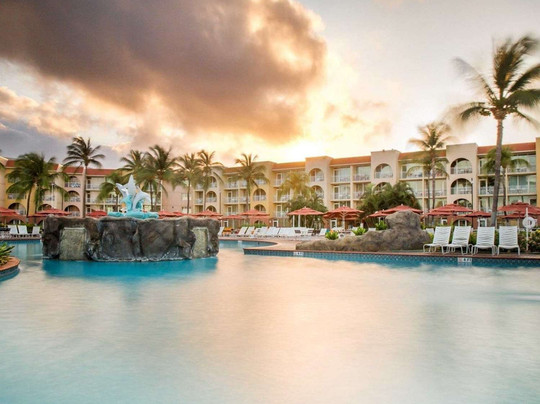 布鲁格林瓦克申拉卡巴纳海滩赌场度假酒店主图