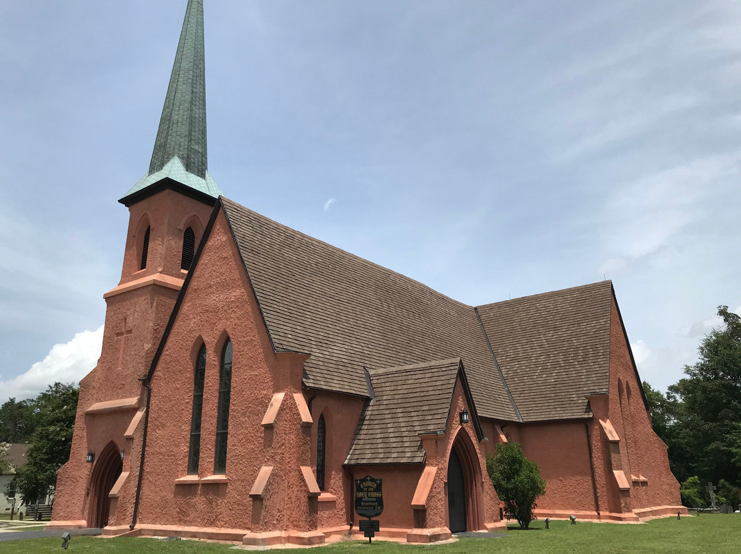 Church Of The Holy Cross景点图片
