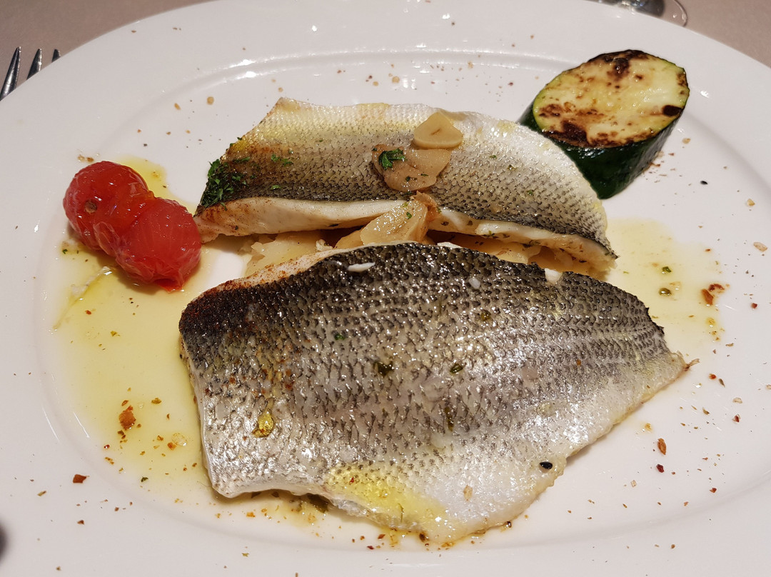 Hotel De La Paix主图