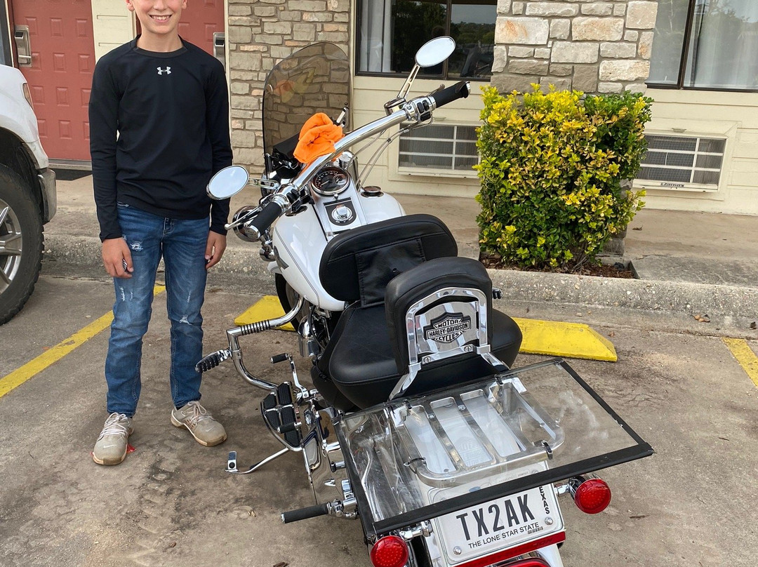 Hunter House Inn & Suites主图