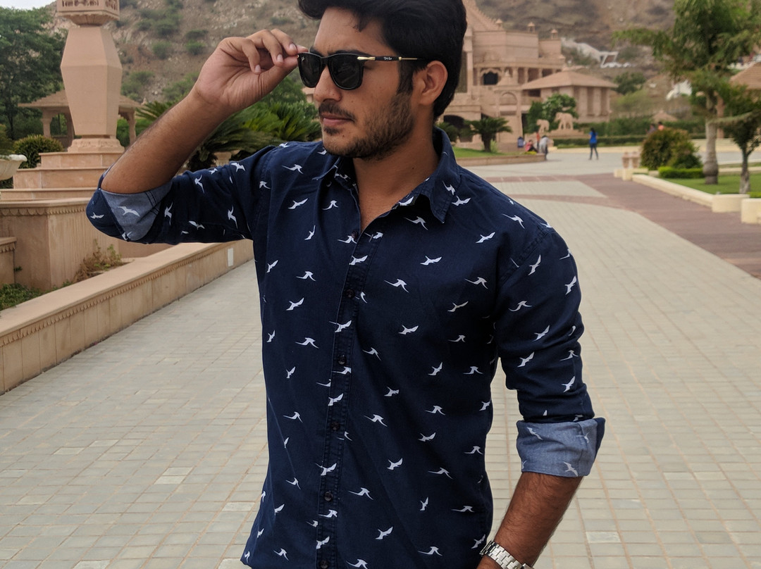 Nareli Jain Temple-阿杰梅尔必去景点