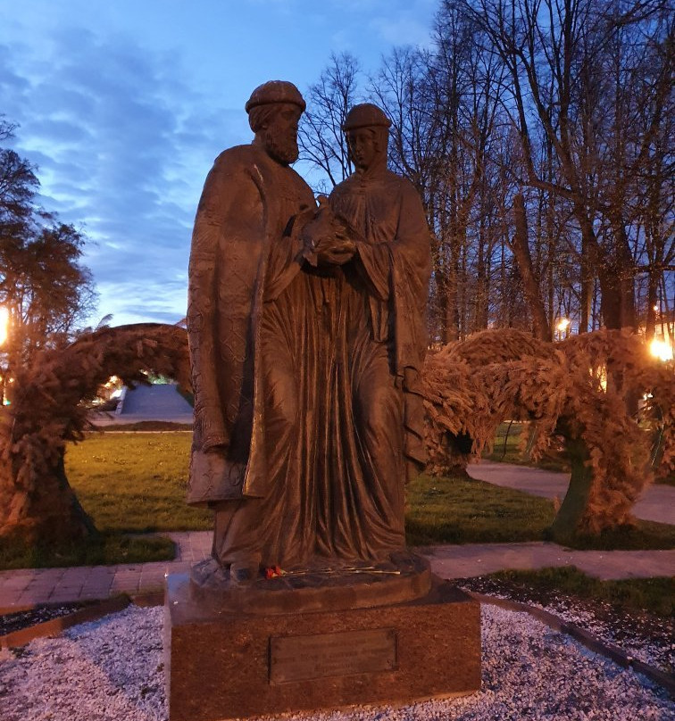 Monument to St. Peter and Fevronia景点图片