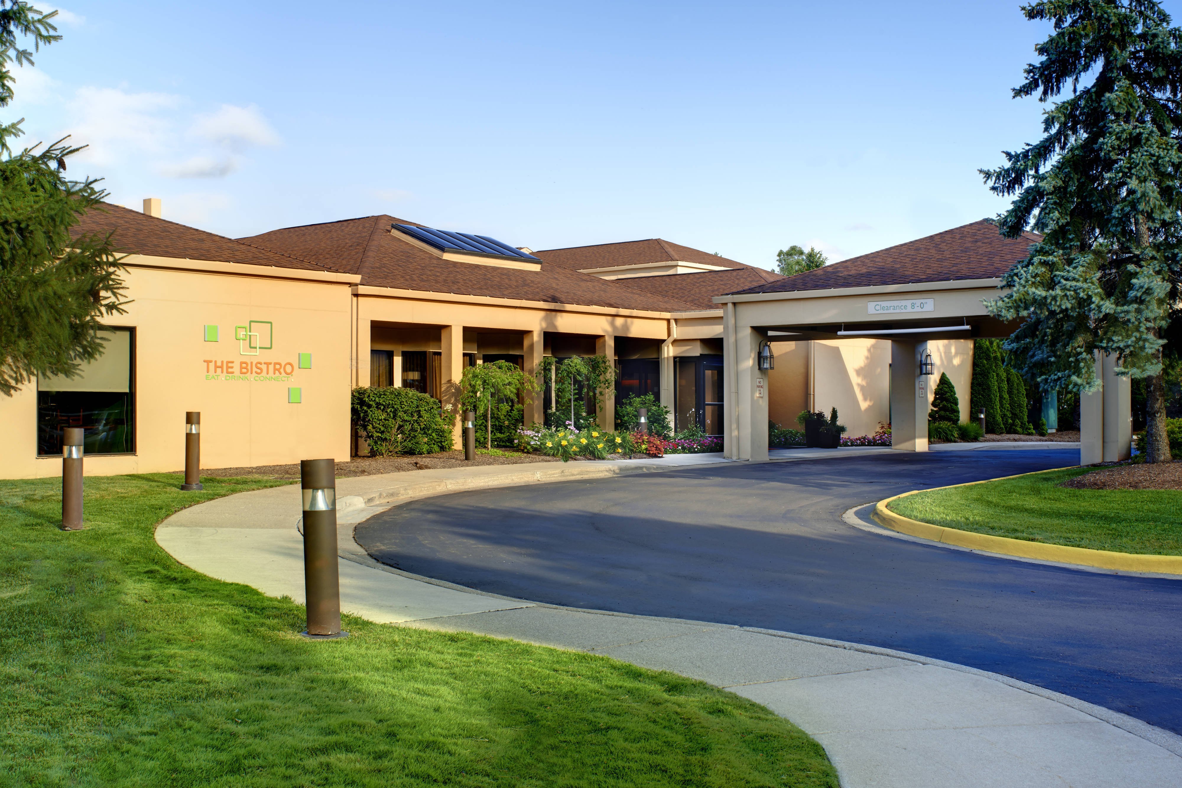 底特律沃伦万怡酒店-官方