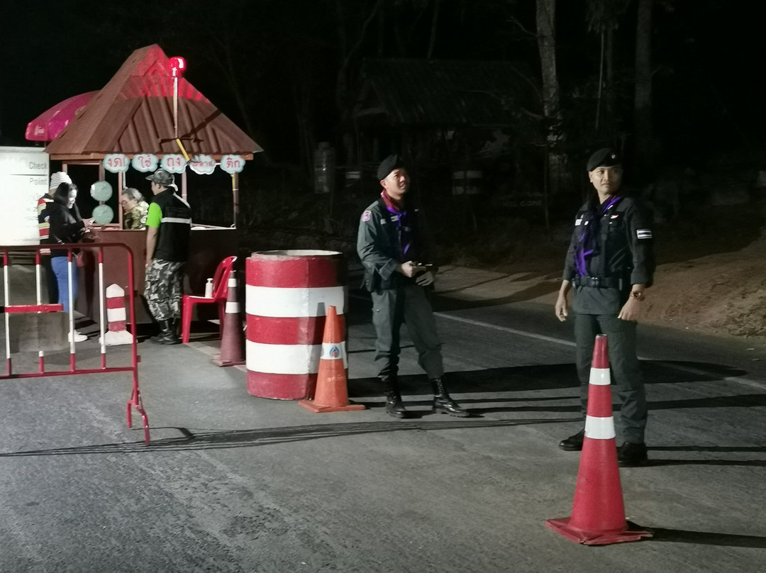 Pha Mo E Dang-甘他拉叻必去景点