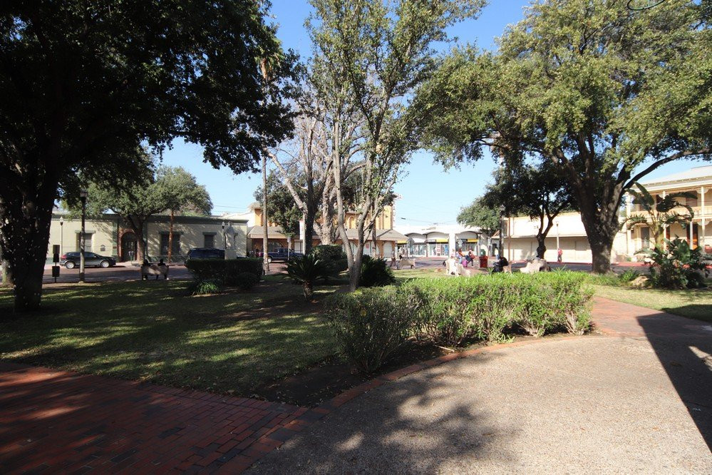 San Augustin Plaza-拉雷多必去景点