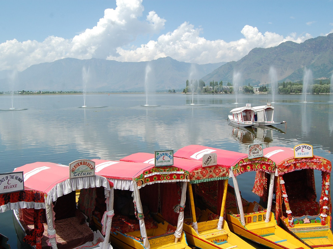Kashmir Tourism Booking-Srinagar必去景点