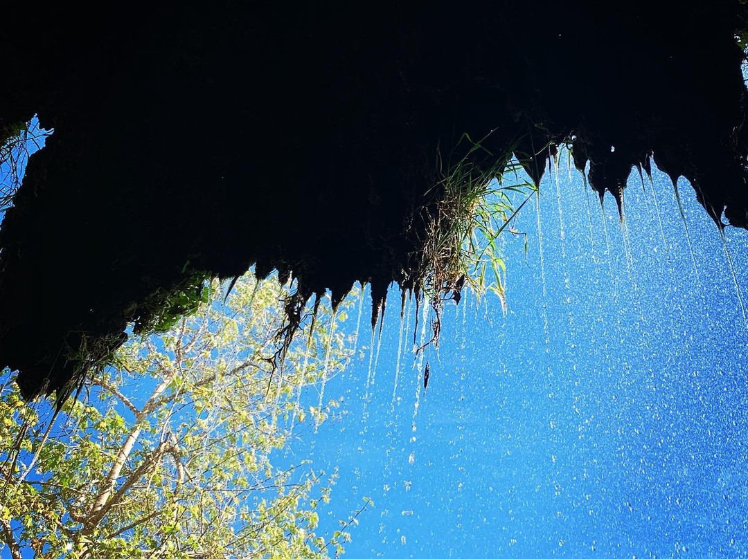 Escondido Falls景点图片