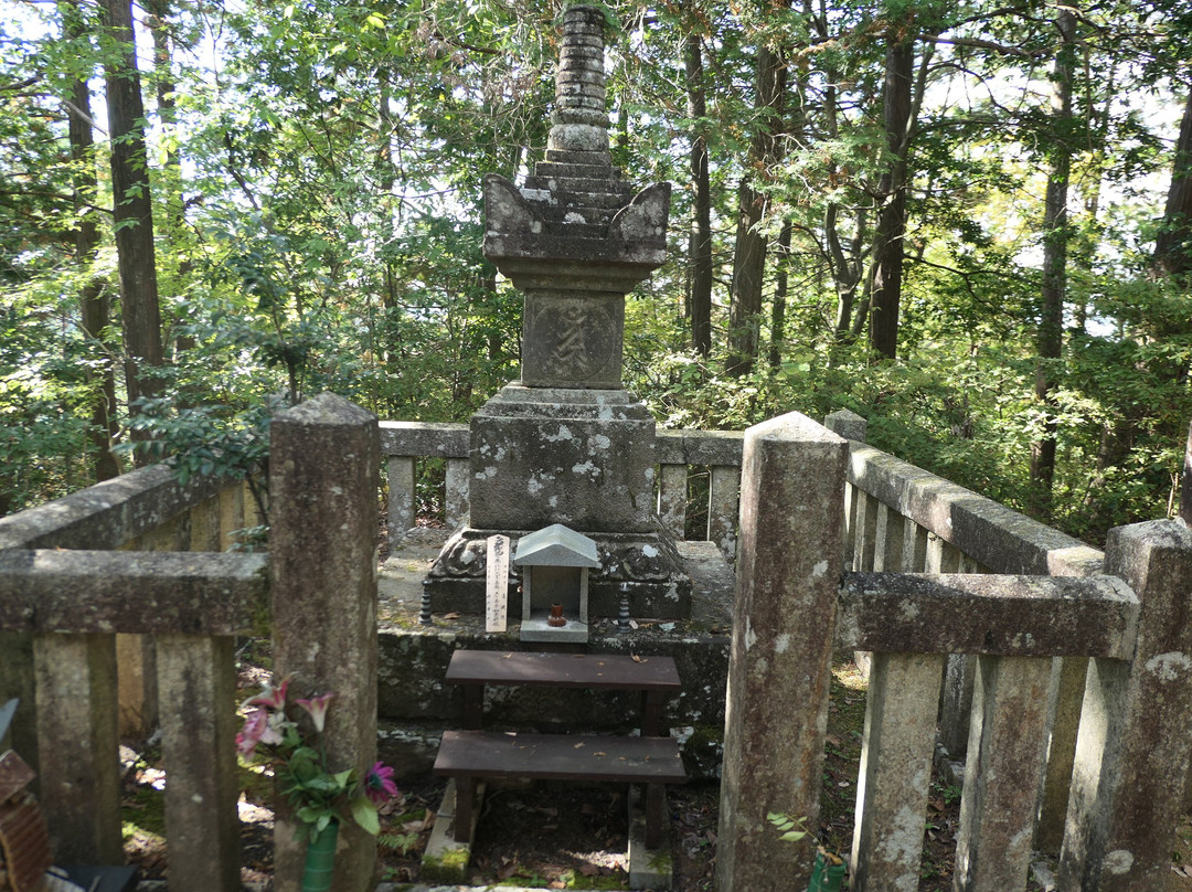 Murakami Yoshimitsu Grave景点图片