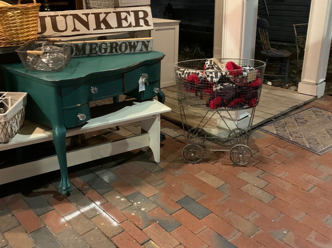 A Journey From Junk-埃利科特城必去景点