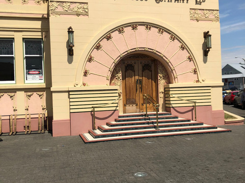 Absolute de Tours-纳皮尔必去景点