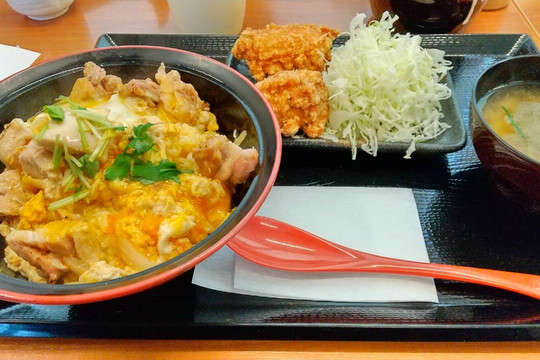 からやま伊奈店