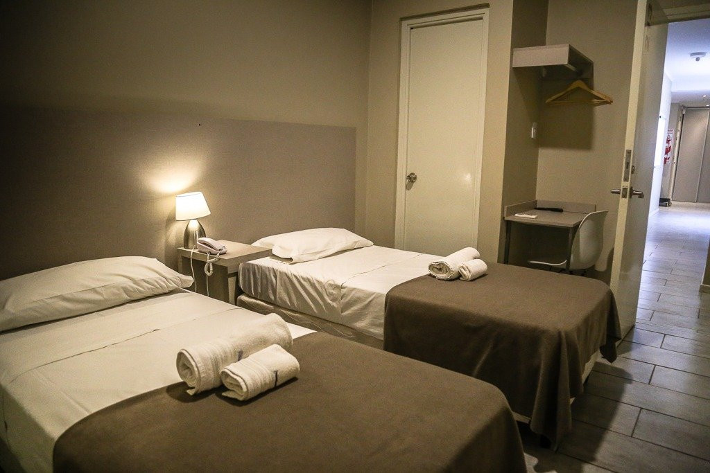 Alhambra Inn Hotel主图