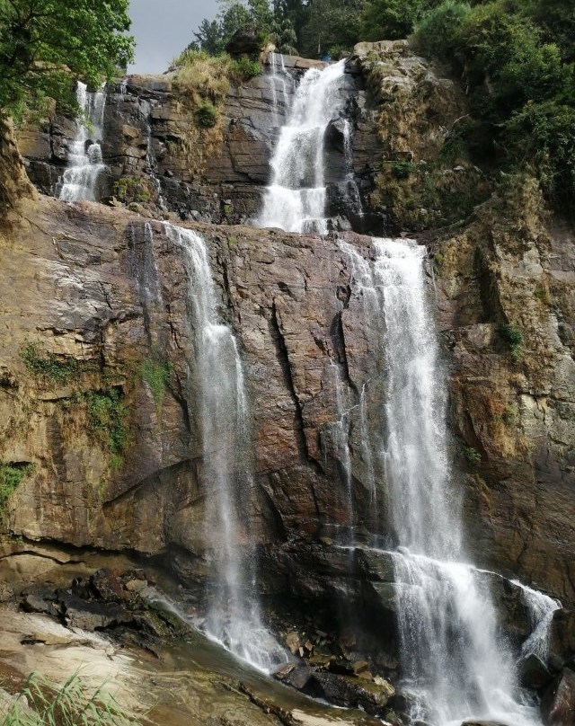 Devathura Falls景点图片