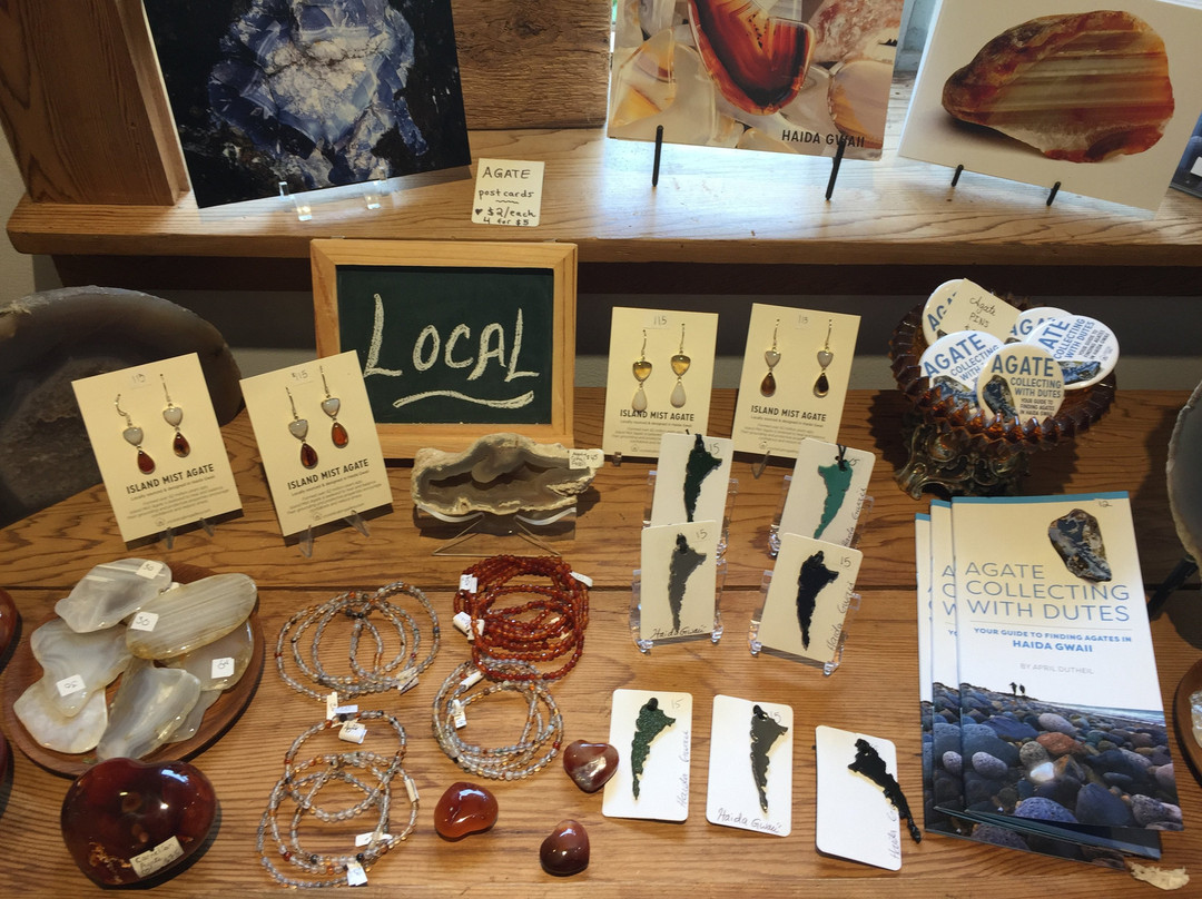 Crystal Cabin Gallery-Tlell必去景点