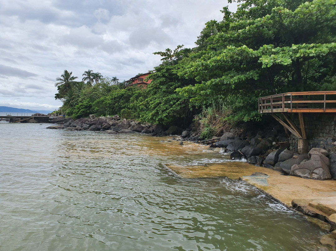 Praia da Ponta das Canas-伊利亚贝拉必去景点