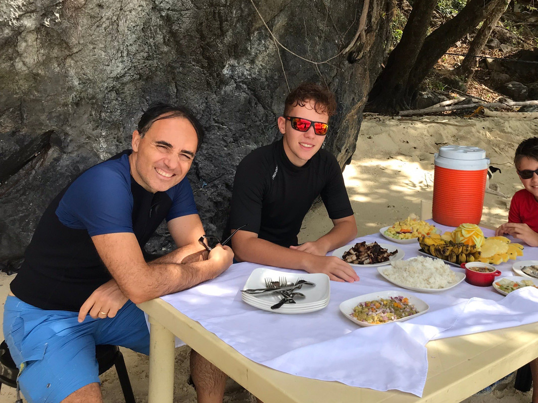 Ipil Beach-爱妮岛必去景点