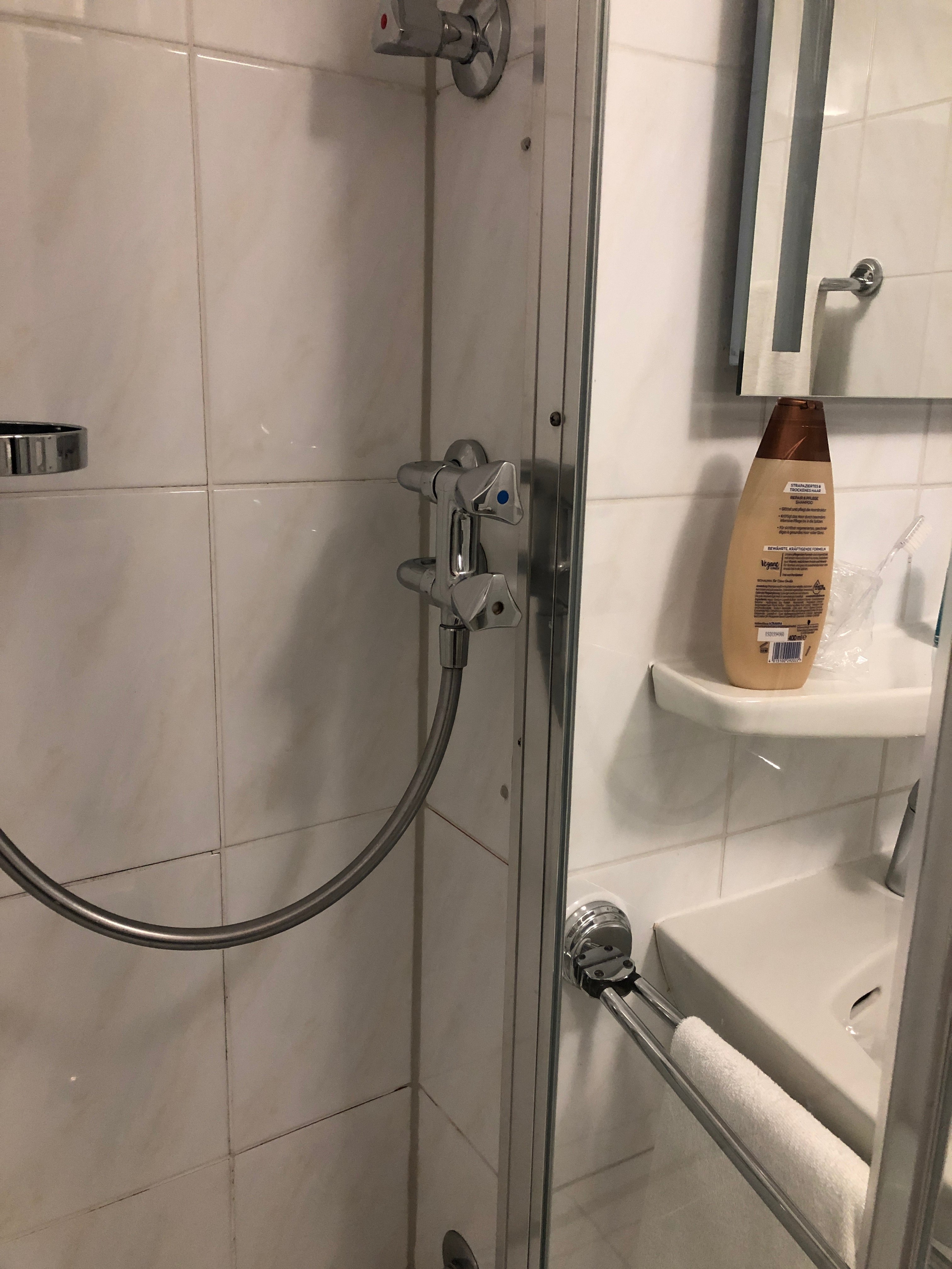 祖姆斯特姆酒店-浴室