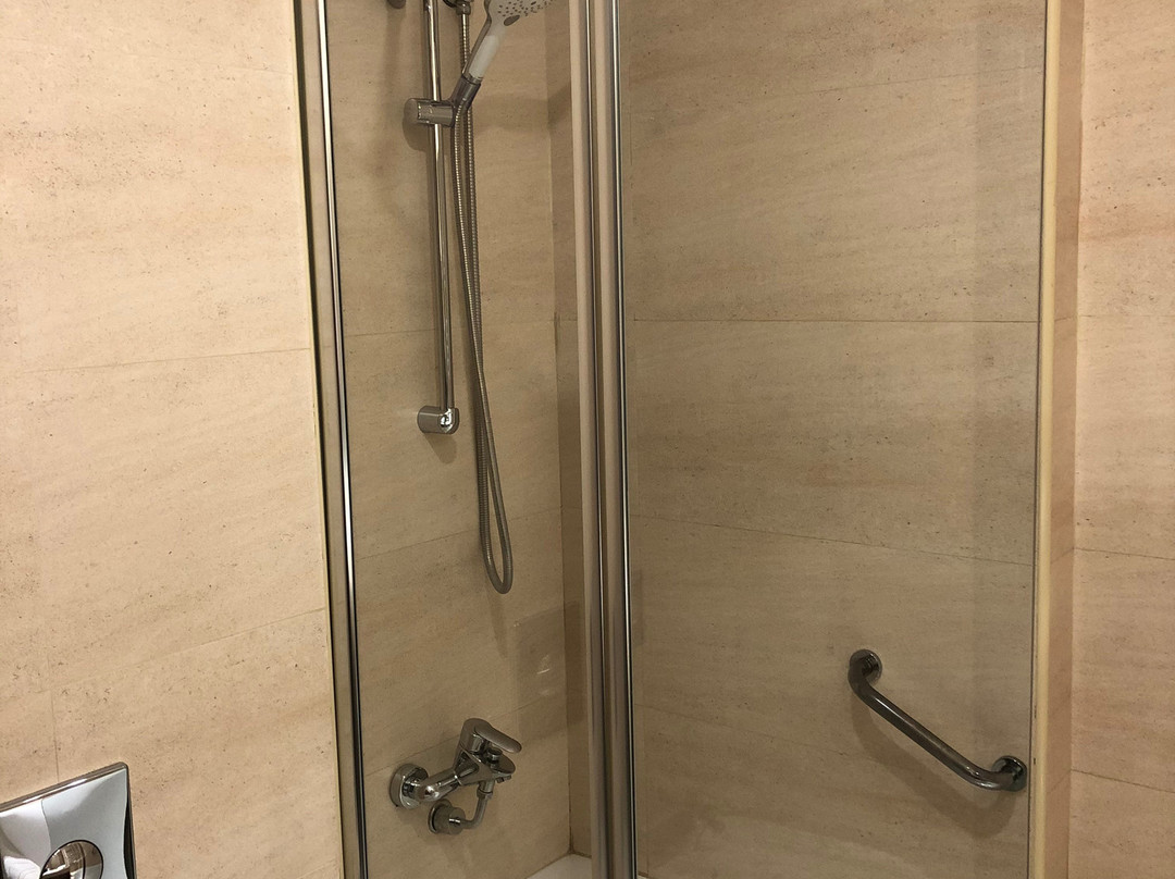 NH圣博伊酒店主图