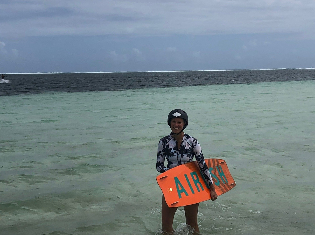 Surf Kite School-General Luna必去景点