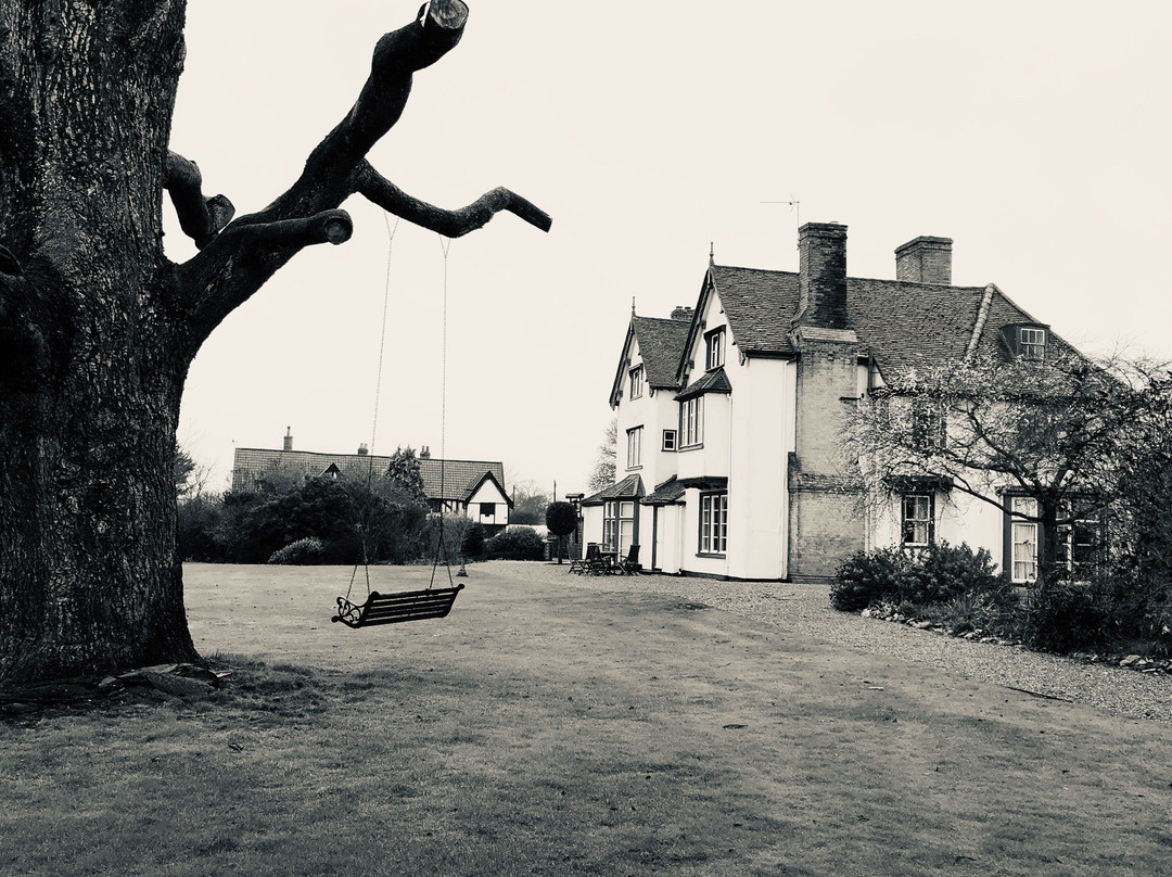 Haughley House主图