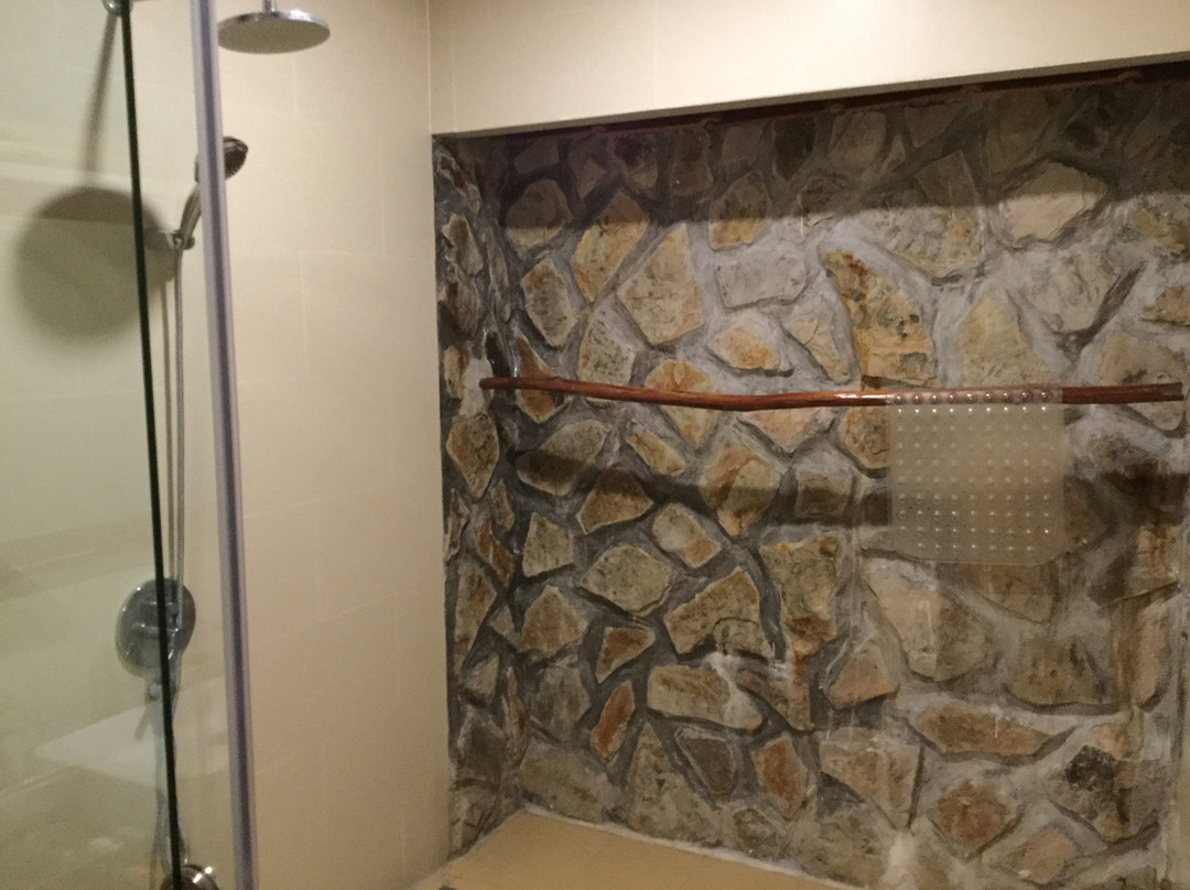 Golden Topaz Resort主图