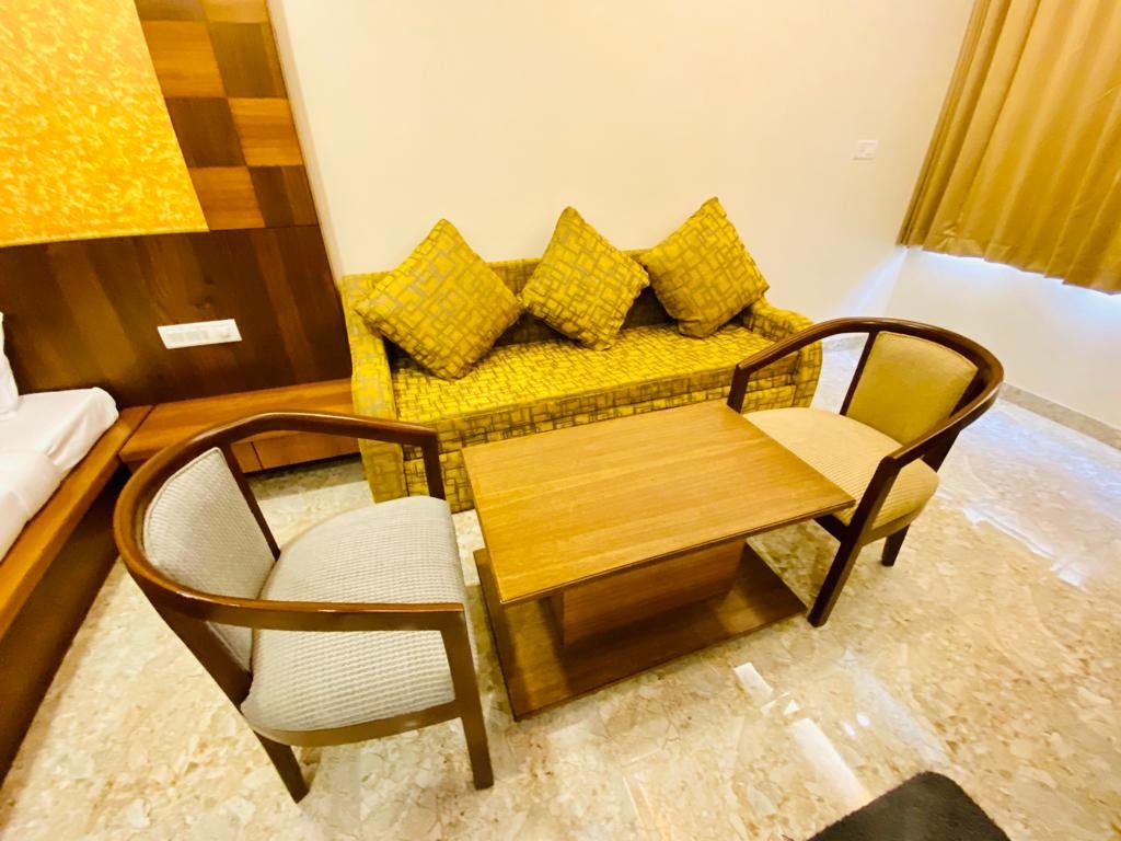 MMR Royal Suites-餐饮