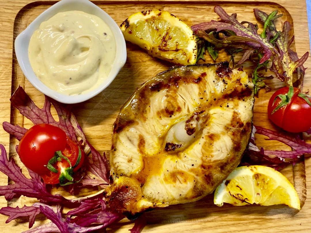 Strumok餐馆和美食-Meat&Wine