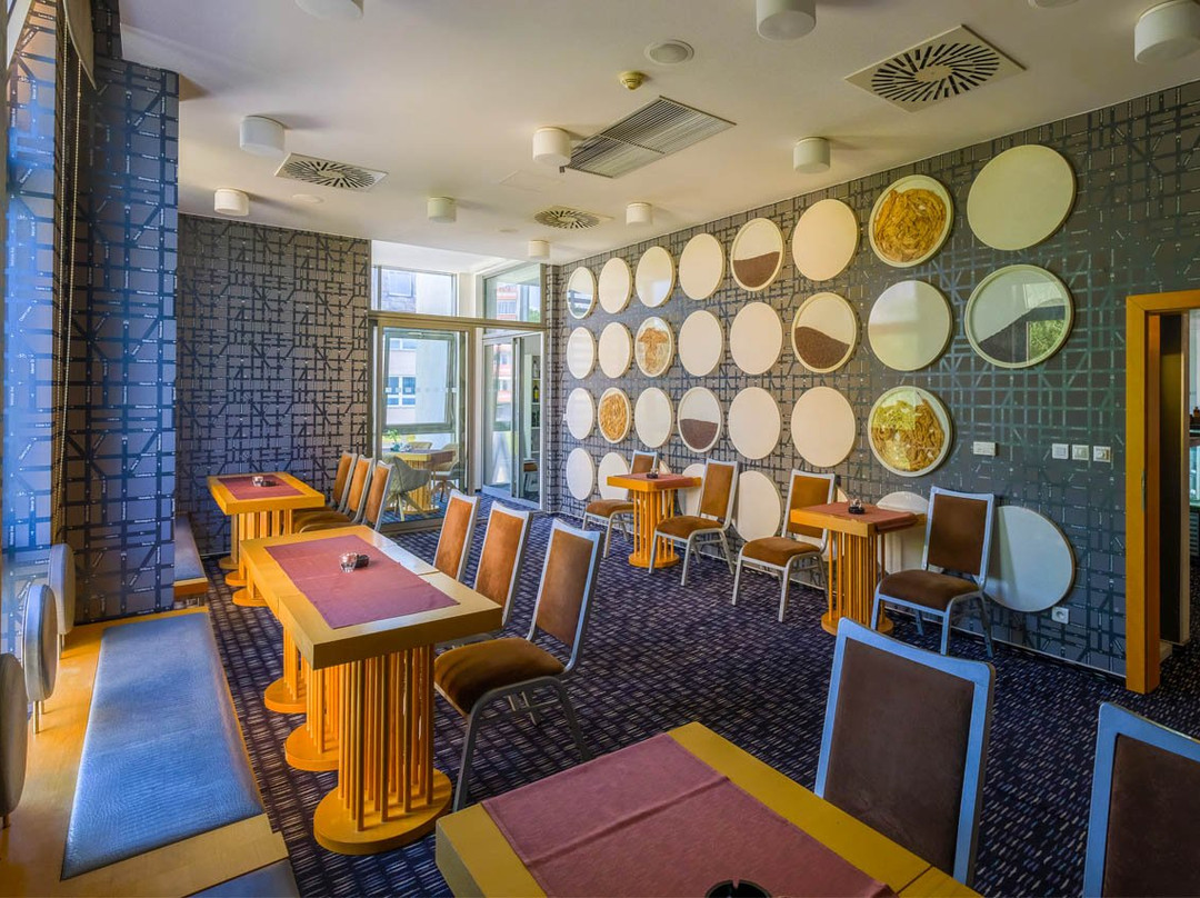 Hotel Astrum Laus主图