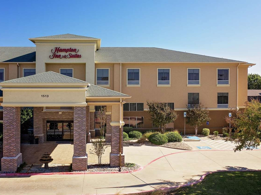 Hampton Inn & Suites Denton主图