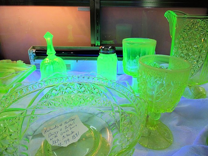 Second Chances Antiques & Treasures-克拉克斯维尔必去景点