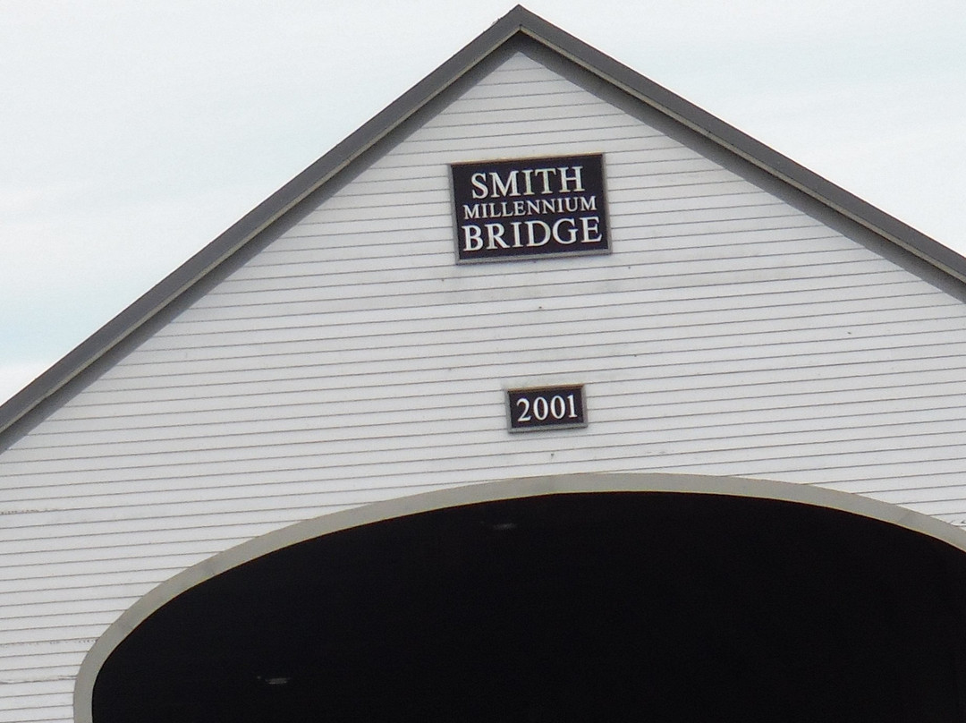 Smith Covered Bridge-Plymouth必去景点