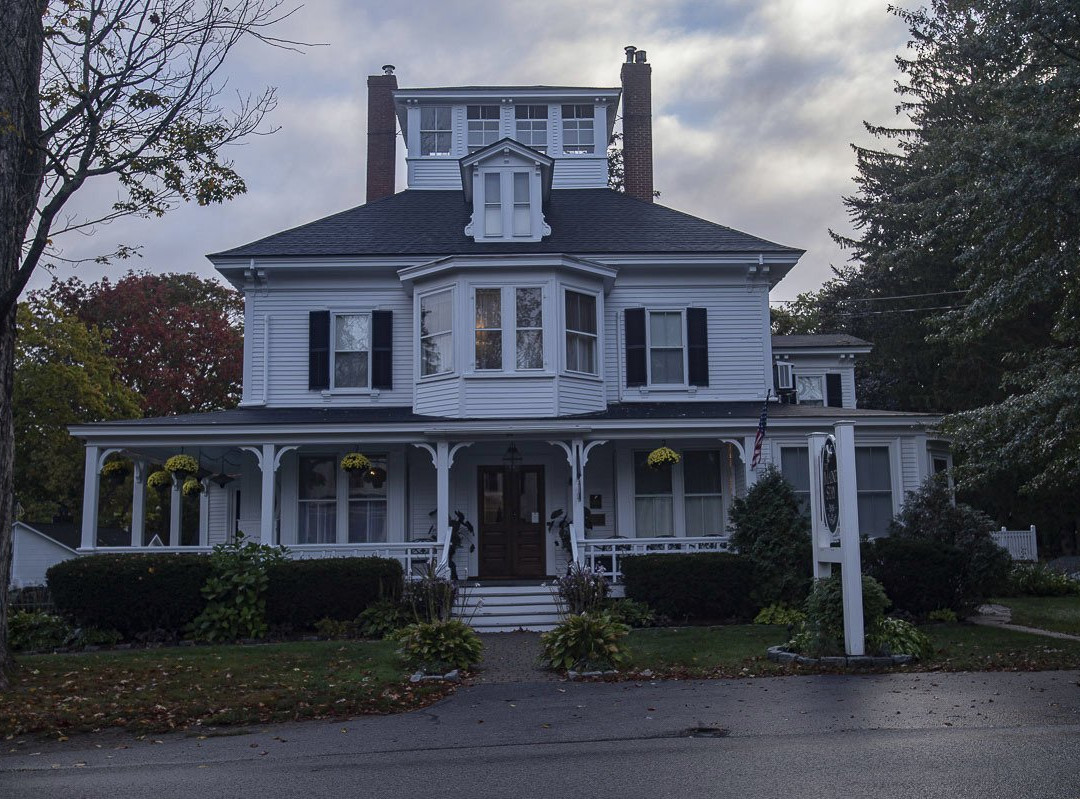 AWOL Kennebunkport主图