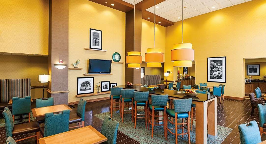 Hampton Inn & Suites Chesapeake Square Mall主图