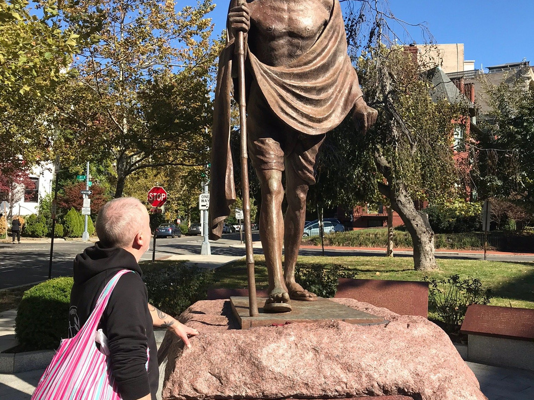 Mahatma Gandhi Statue景点图片