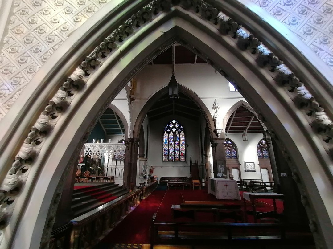 Holy Cross Church-圣海伦斯必去景点