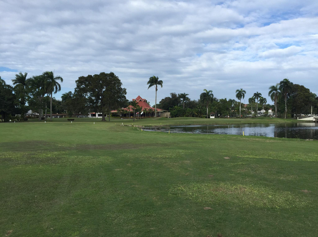 Playa Dorada Golf-普拉塔港必去景点