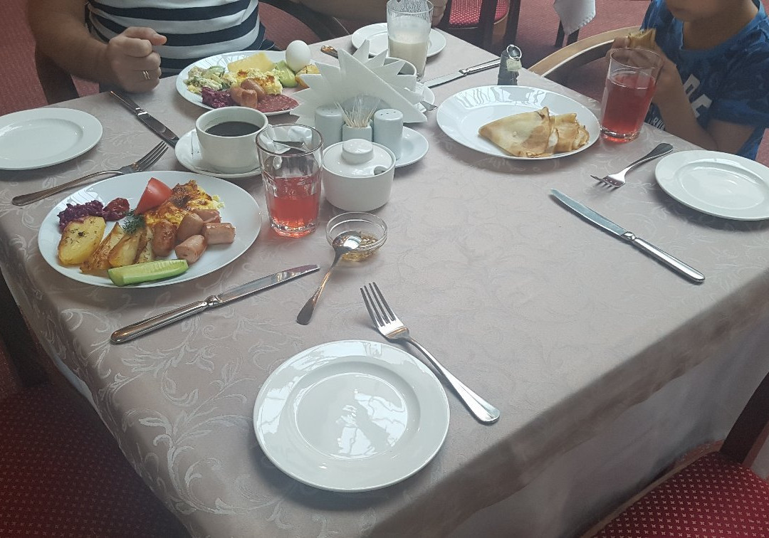 Uvat Grand Hotel主图