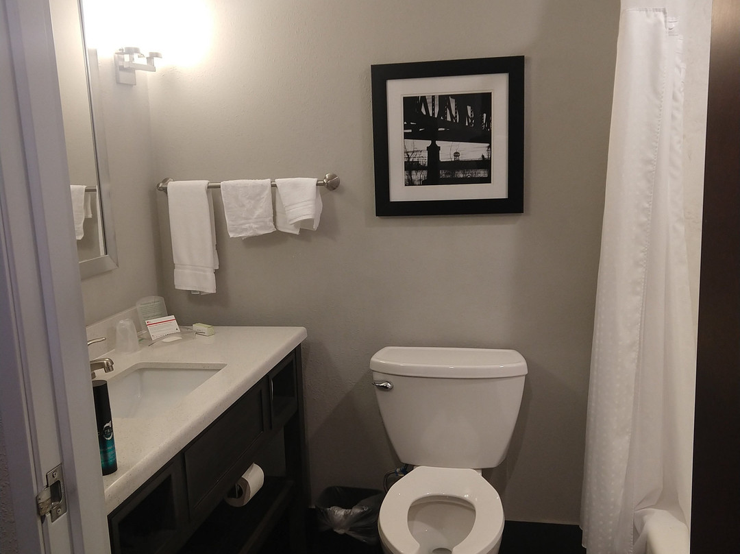 Holiday Inn & Suites Lafayette North By IHG主图