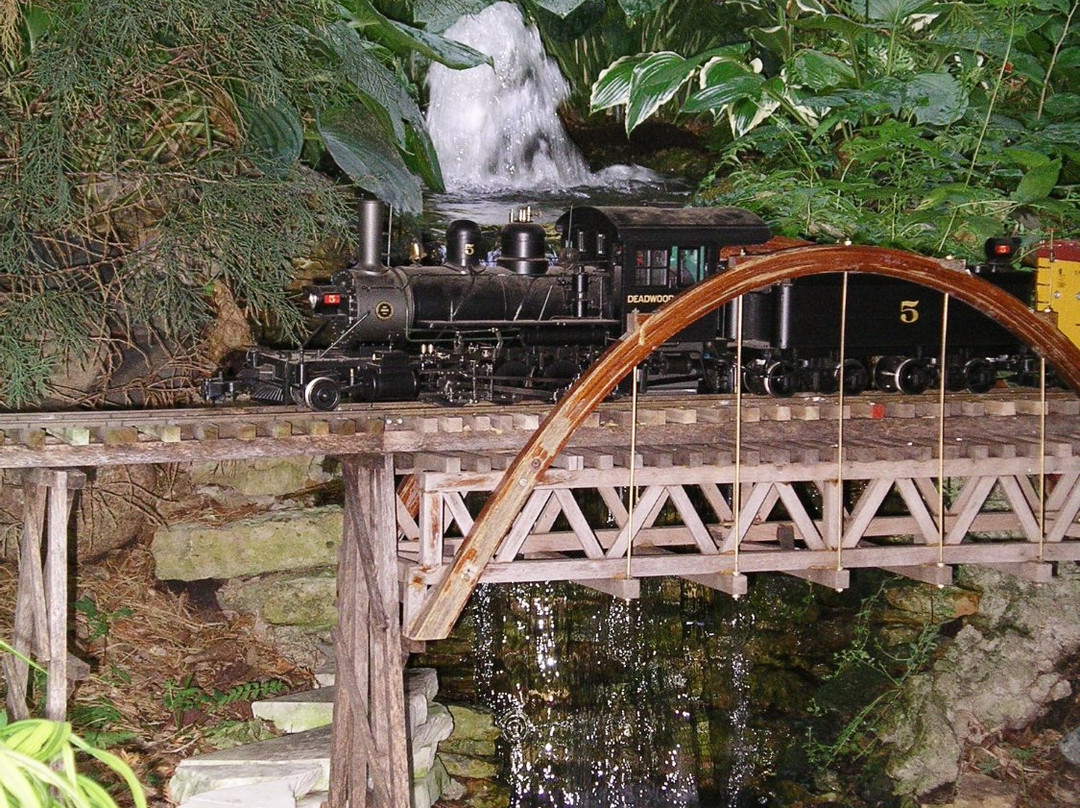 Lutz Railroad Garden景点图片