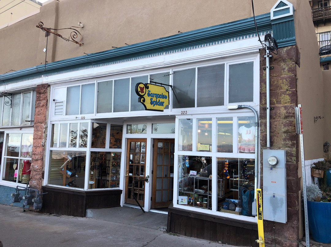 Turquoise Spider-杰罗姆必去景点