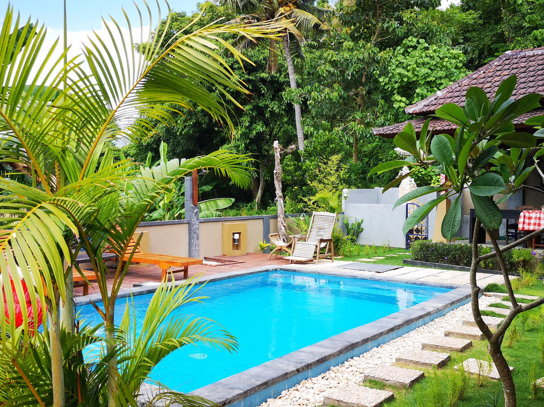 Pari Manta Cottages