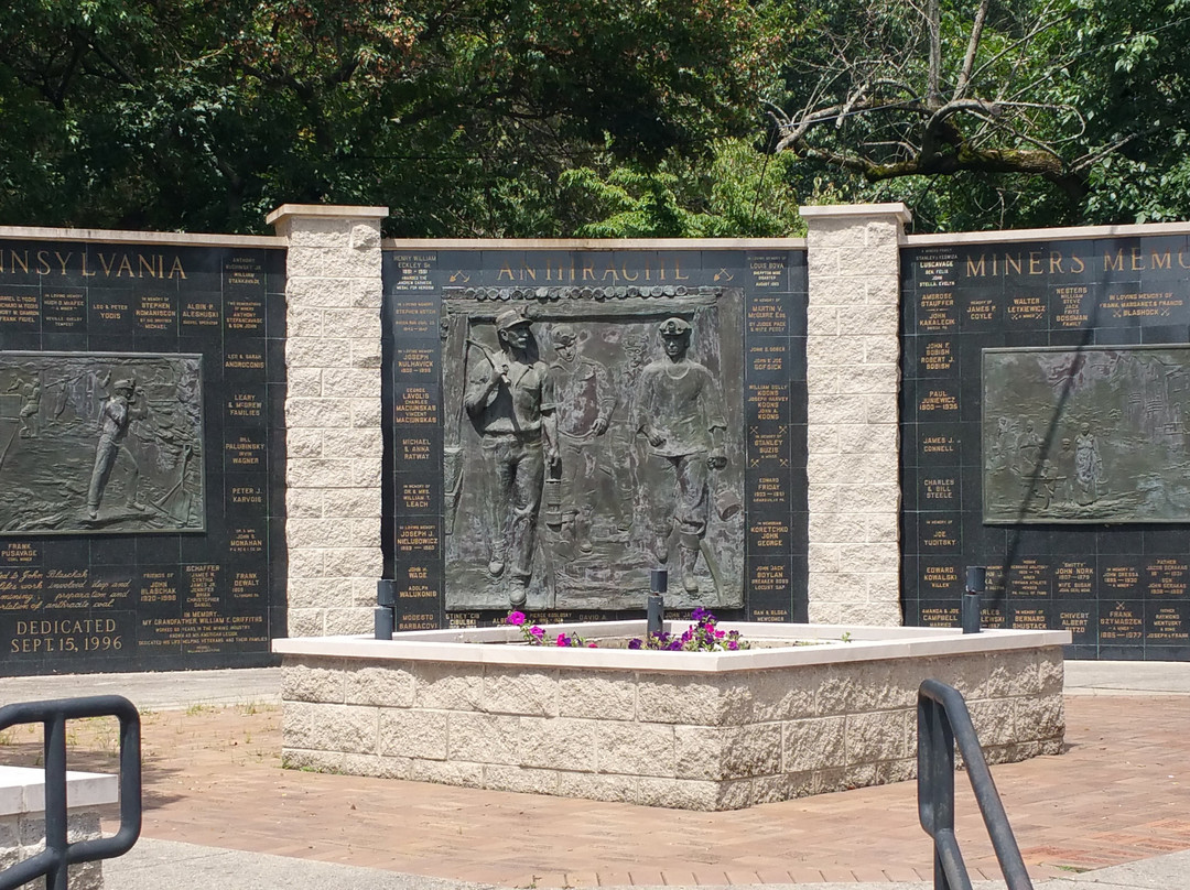 Pennsylvania Anthracite Miner's Memorial景点图片